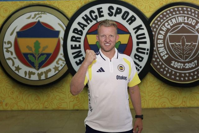 Dirk Kuyt resmen Fenerbahçe’de
