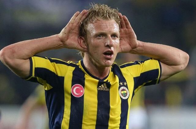 Dirk Kuyt’ı açıklayan Fenerbahçe’ye dakikalar sonra kötü haber