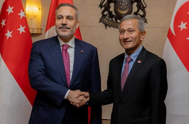 Bakan Fidan’dan Singapur’a ilk resmi ziyaret! Başbakan Wong ile bir araya geldi