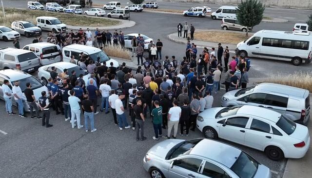 Diyarbakır merkezli 5 ilde yasa dışı bahis operasyonu: 47 gözaltı