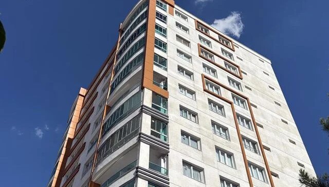 Diyarbakır’da evinin balkonundan atlayan çocuk hayatını kaybetti