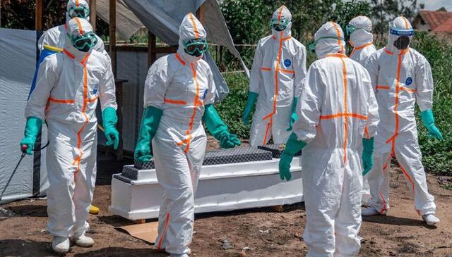 DSÖ’den korkutan Ebola itirafı: Virüsü kontrol edemiyoruz
