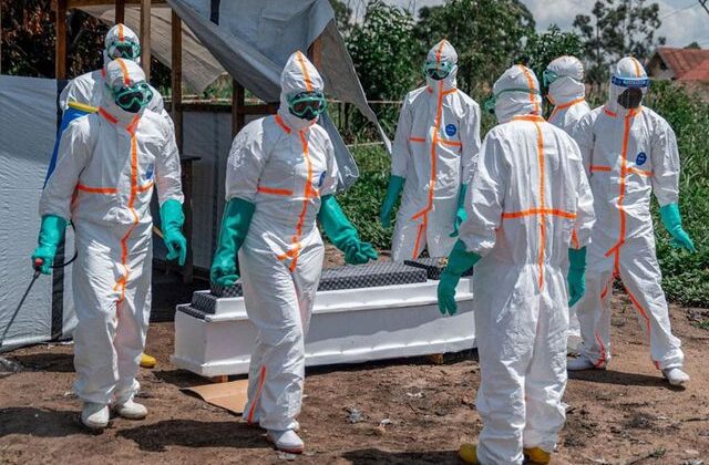 DSÖ’den korkutan Ebola itirafı: Virüsü kontrol edemiyoruz