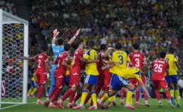 Dünya Kupası sürerken kovuldu! 5 gollük hezimet sonrası yeni hoca geldi