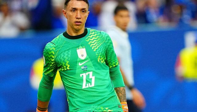 Dünya Kupası’ndan elenen Uruguay’da federasyondan futbolculara tarihi ceza