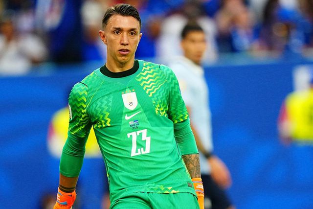 Uruguay Federasyonu, Dünya Kupası sonrası futbolculara ceza verdi