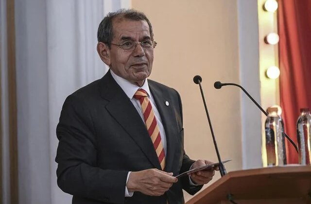 Dursun Özbek: Barcelona bizden copy paste yapıyor