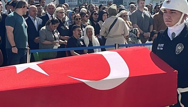 Duruşma hayatını kaybeden savcı için hüzünlü tören