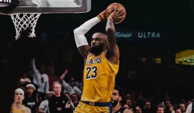 Los Angeles Lakers, LeBron James’e veda etti