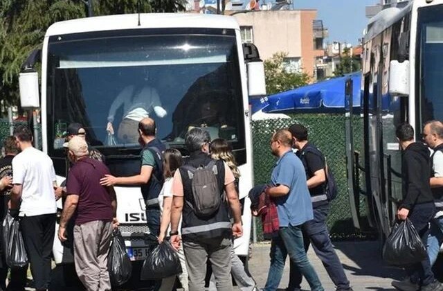 Ege Üniversitesi yolsuzluk operasyonunda 27 kişi tutuklandı! Mal varlıklarına el konuldu