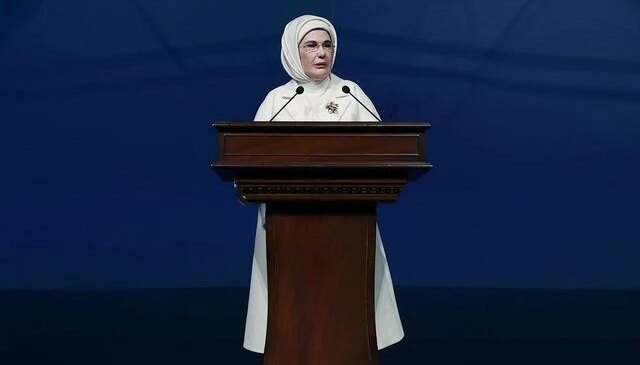 Emine Erdoğan’dan Sıfır Atık Forumu paylaşımı: Yepyeni başlangıçların vesilesi olmasını temenni ediyorum