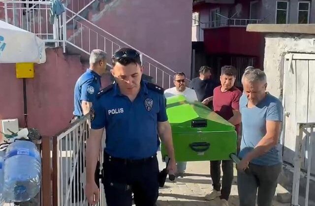 Emniyet mensubu evinde ölü bulundu