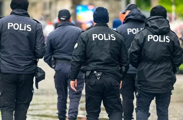 Emniyet teşkilatına yönelik kullandığı ifadeler başına dert açtı! Hemen evinden alındı
