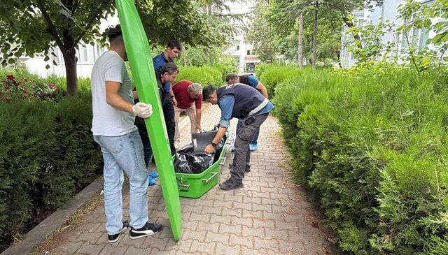Evde hayatını kaybeden kadının yıllarca kimliksiz yaşadığı ortaya çıktı