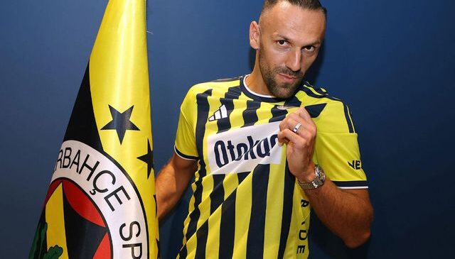 Fenerbahçe’de Vedat Muriqi ile 3 yıllık imza! İşte ilk sözleri