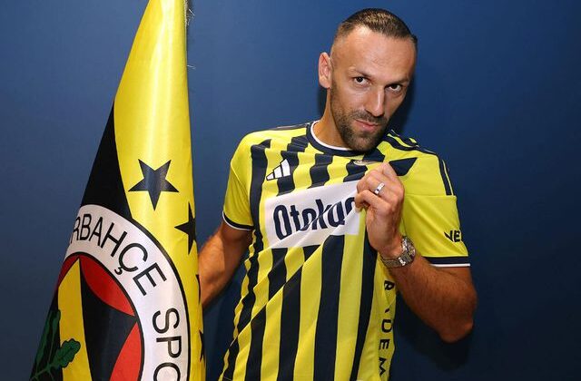Fenerbahçe’de Vedat Muriqi ile 3 yıllık imza! İşte ilk sözleri