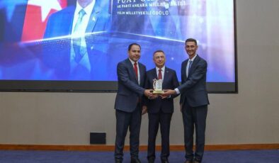 Fuat Oktay: ‘Yılın Milletvekili’ ödülüne layık görülmekten memnuniyet duydum