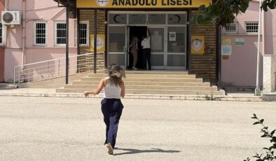 Son saniye YKS’ye alınmayan genç kız: Benim vaktim vardı, kapıyı yüzüme kapattılar