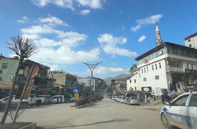 İran sınırında erkek cesedi bulundu