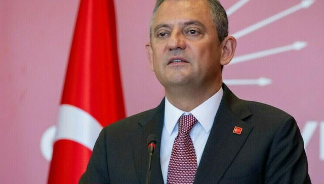 İl Başkanlarının görevden alınmasının ardından Özgür Özel partilileri nöbete çağırdı