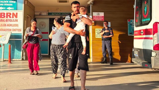 Facia ucuz atlatıldı, mangal ateşine düşen 2 yaşındaki çocuk yaralandı