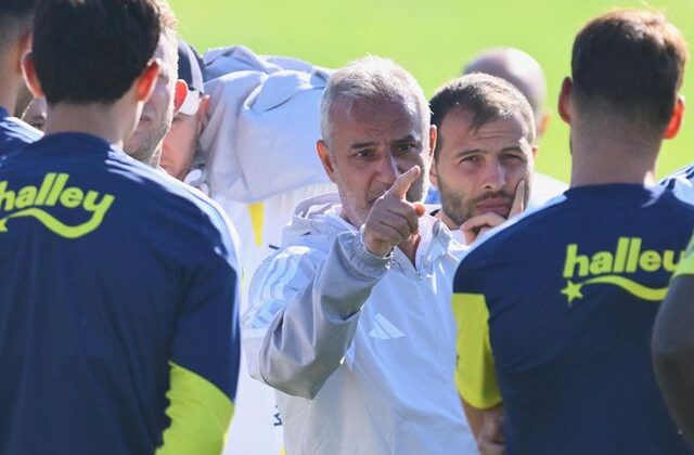 İsmail Kartal “Bu sezon bizimle olacaklar” deyip 2 futbolcunun adını verdi