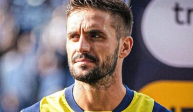 İsmail Kartal telefonla aradı! Fenerbahçe’de şimdi de Dusan Tadic sürprizi