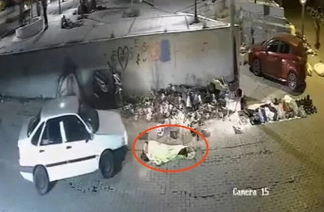 Uykusunda arabanın altında kaldı, hiç bir şey olmamış gibi ayağa kalktı