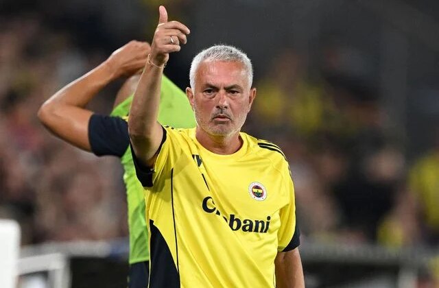Jose Mourinho Real Madrid’e Beşiktaş’ın eski yıldızıyla birlikte dönüyor