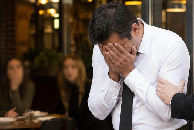 Restoran Müdürü Tazminatsız İşten Çıkarıldı
