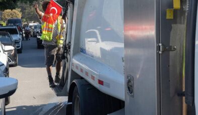 Kanada’daki temizlik görevlisinden A Milli Takım’a Türk bayraklı destek