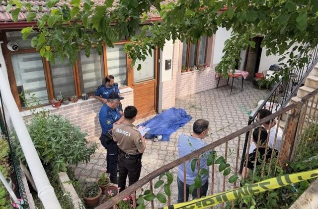 Karabük’te bir kişi bahçede ölü bulundu