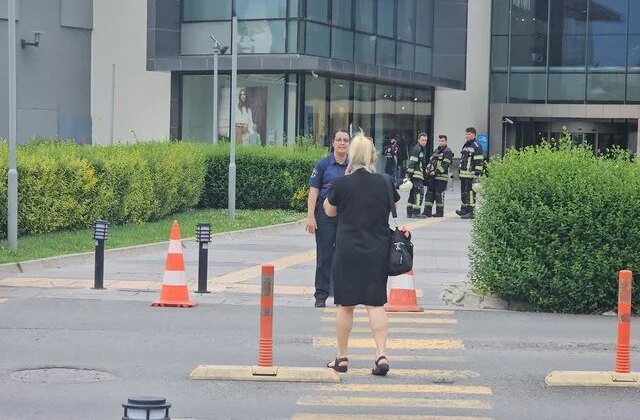Kayseri’de AVM’ye ‘canlı bomba’ ihbarı yapan 13 yaşındaki çocuk yakalandı