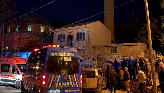 Camide 2 kişiyi bıçakla öldüren saldırganın asıl hedefi imammış