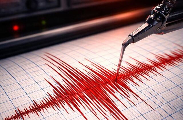 İlçe beşik gibi! Gece boyunca 62 adet deprem meydana geldi