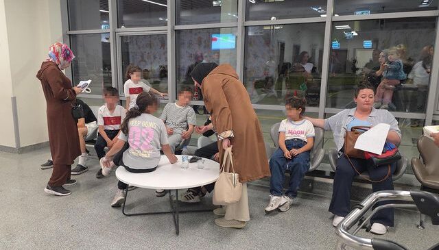 Kütahya’da okul etkinliğinde tavuk pilav yiyen 71 kişi hastanelik oldu