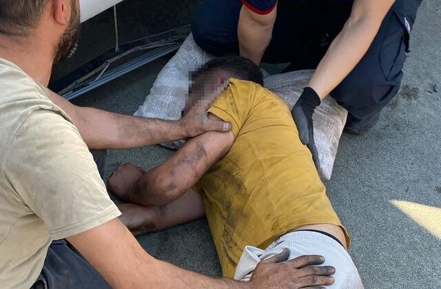 Lastik tamiri yaptığı TIR’ın körüğü patladı, ağır yaralandı