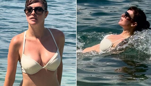Melis Sezen tatilde! Bikinili pozlarına yorum yağdı