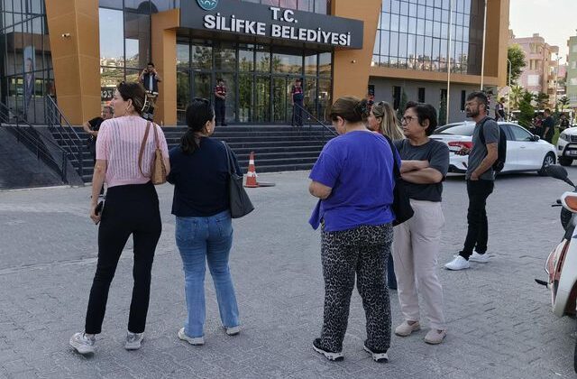 Mersin’de Silifke Belediyesi’ne operasyon! Belediye başkanı dahil çok sayıda gözaltı var