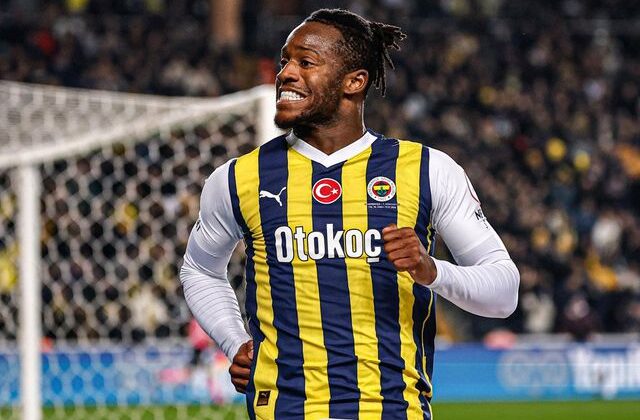 Michy Batshuayi, Süper Lig’in eski şampiyonuna önerildi