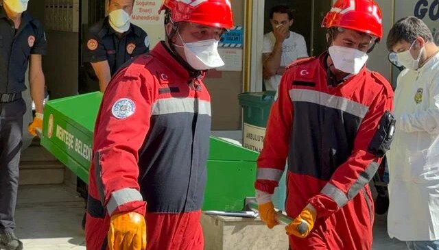 Yakınları 10 gün ulaşamadı, asansör boşluğunda ölü bulundu