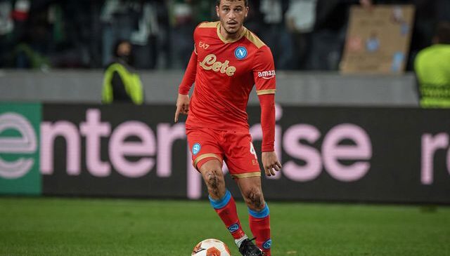 Napoli’nin eski yıldızı Sarıyer’e transfer oluyor