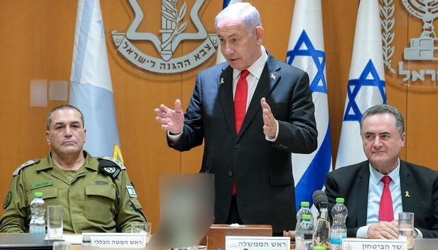İsrail Güvenlik Kabinesi’nde İran’a saldırı tartışması
