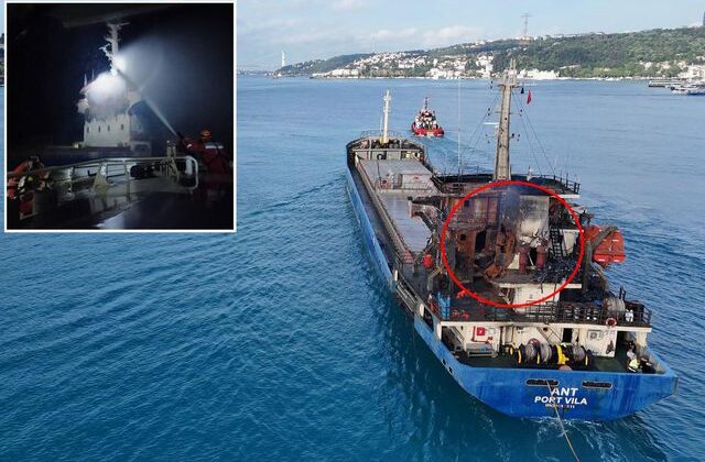 Ukrayna’da dron saldırısına uğrayan Türk gemisi, İstanbul Boğazı’ndan geçti