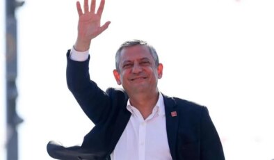 Özgür Özel ve ekibi rotayı Genç Parti’ye çevirdi iddiası siyaset kulislerini karıştırdı