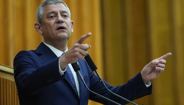 Özgür Özel’den iddialı çıkış: Yeni parti kurarsak AK Parti’nin 4 puan önündeyiz