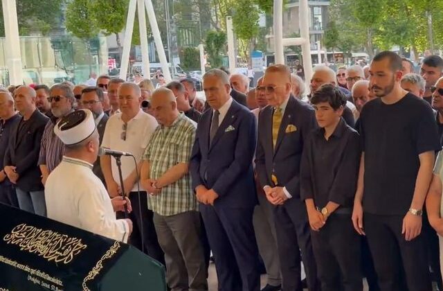 Reha Muhtar’ın hayatındaki kadınlar cenazesinde yoktu