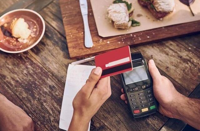Restoranda servis ücreti şoku: Bakanlık ceza yağdırdı