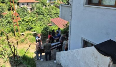 Zonguldak’ta sağlık memuru evinde ölü bulundu