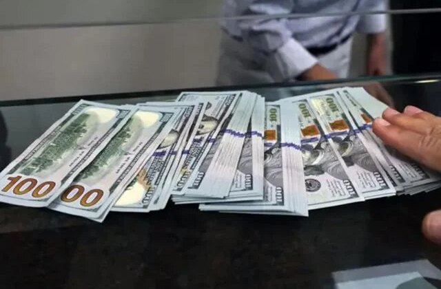 Sahte dolarları ATM’lerden sisteme sokup haksız kazanç sağlayan şebekeye operasyon: 9 gözaltı